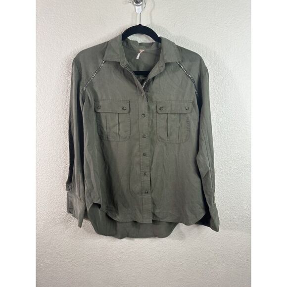 Free People Women's Off Campus Button Down Metallic Detail Shirt MOSS XS NEW - Picture 1 of 10